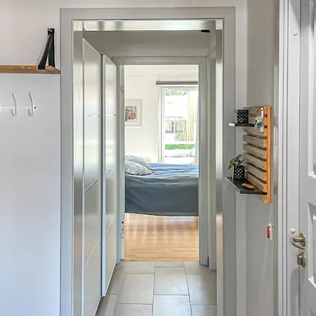 Lovely In With House Sea View