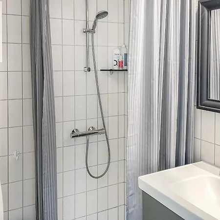 Apartamento Lovely In With House Sea View