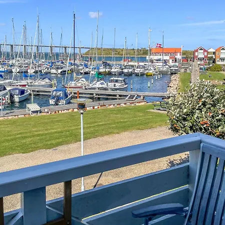 Lovely In With House Sea View Apartment