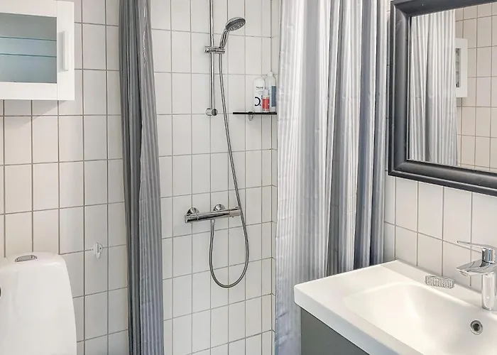 Appartement Lovely In With House Sea View